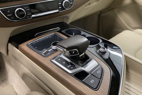 cistenie audi pristrojovka